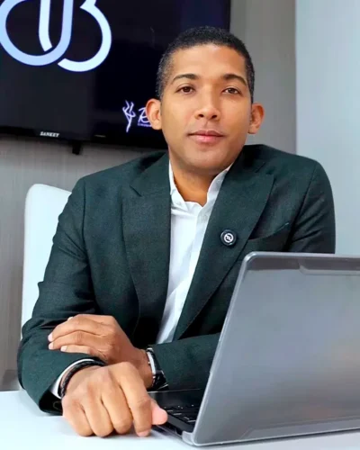 Img-DrJairBrown-Nosotros-2026